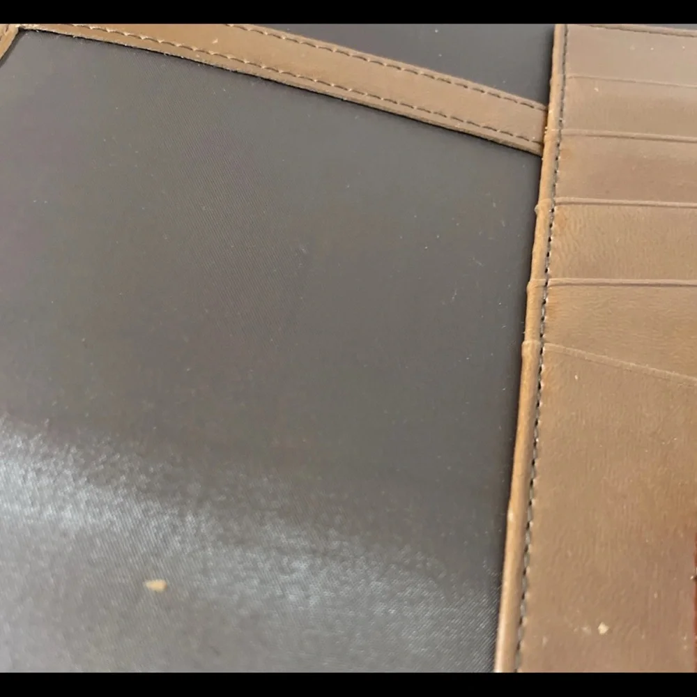 Rawlings Dodgers Leather Portfolio Notepad With Dodger Logo On Paper